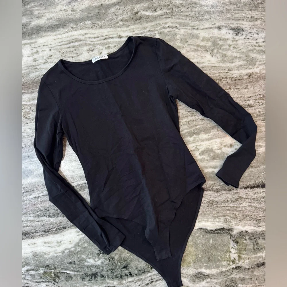 Black long sleeve bodysuit size small mangopop